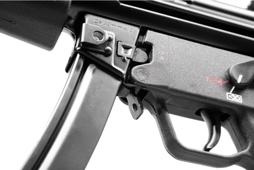 HK SP5 Pistol - Image 4